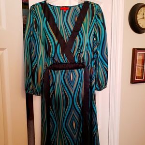 Women's silky feel Size 14 dress